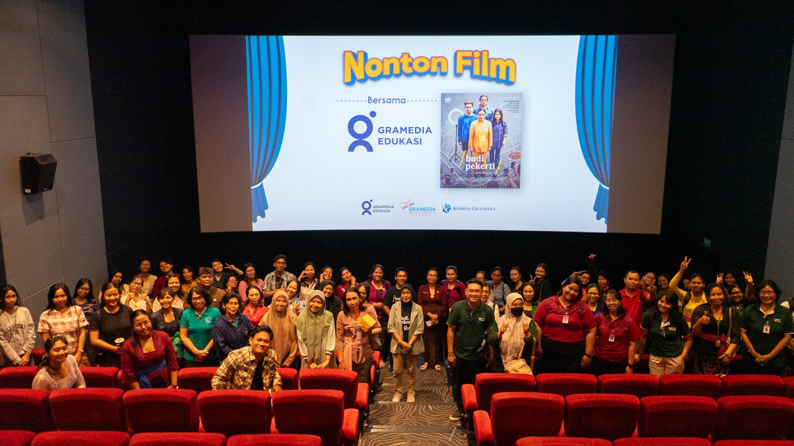 Grand Launching Penerbit Gramedia Edukasi Nusantara Sambil Nonton ...